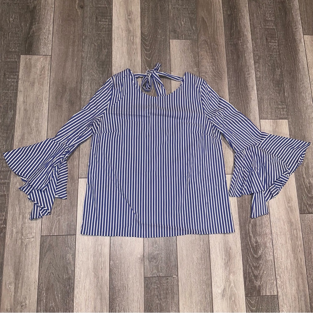 A. Byer Oxford Striped Blue/White Quarter Bell Sleeves Blouse Preppy Office